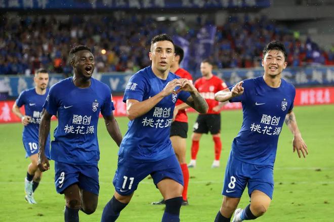 米兰体育官方网站包含武汉三镇迎欧冠关键赛，赛后伤情更新，震撼外界，细节决定成败的词条